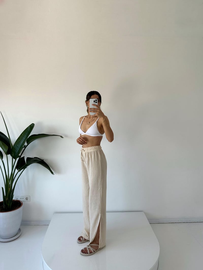 Violeta Taş Yırtmaçlı Keten Pantolon