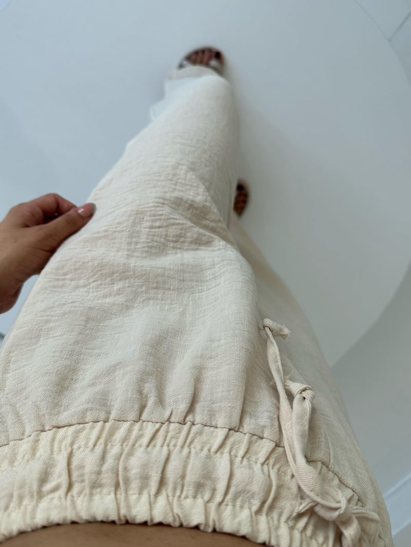 Violeta Taş Yırtmaçlı Keten Pantolon