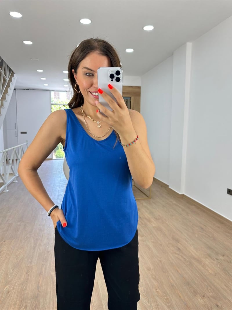 %100 Modal V Yaka Basic Tişort Saks