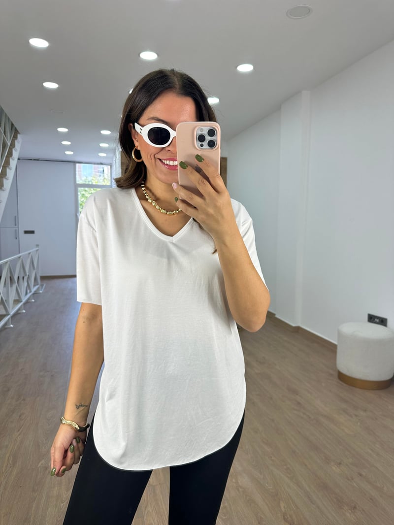%100 Modal V Yaka Tişört-Beyaz