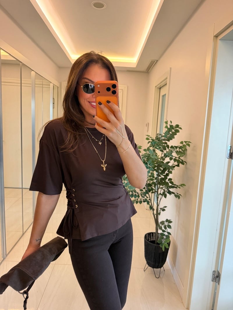 Kuş Gözü Bağlama Detaylı Modal Bluz-Kahve