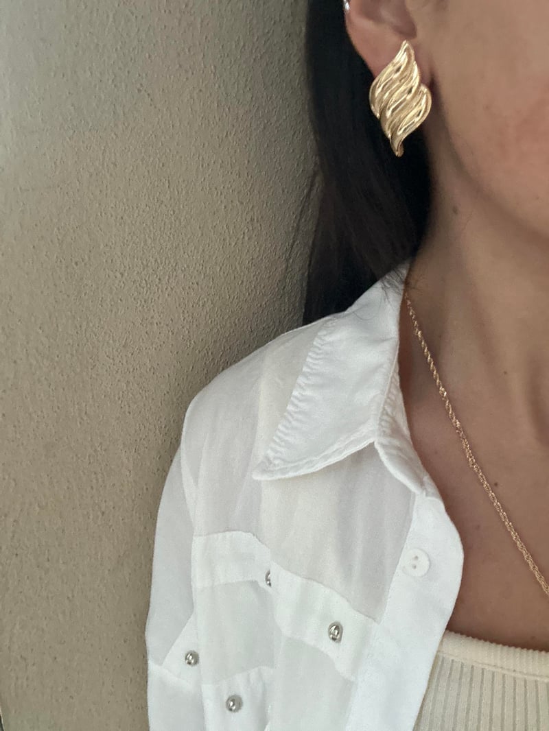 Asimetrik Çizgili Gold Küpe
