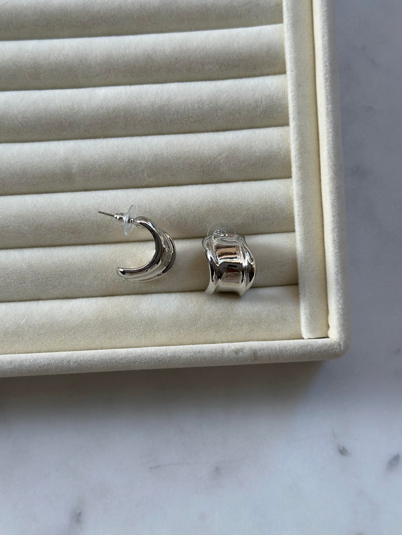 Asimetrik Silver Küpe
