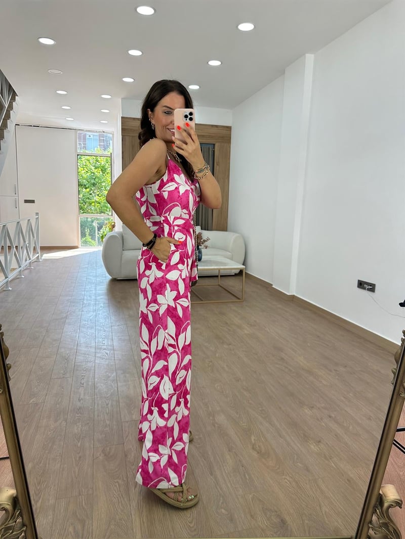 Beli Kuşaklı Çiçekli Keten Tulum-Fuşya