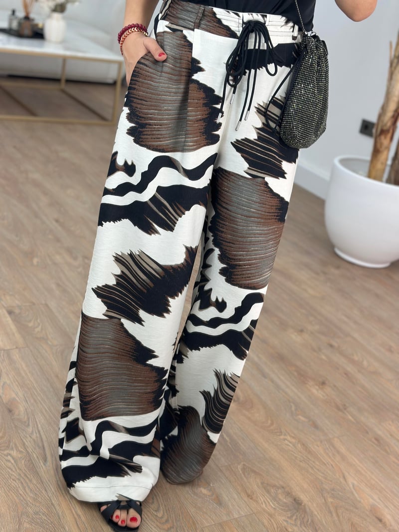 Beli Lastikli Batik Desenli Pantolon 
