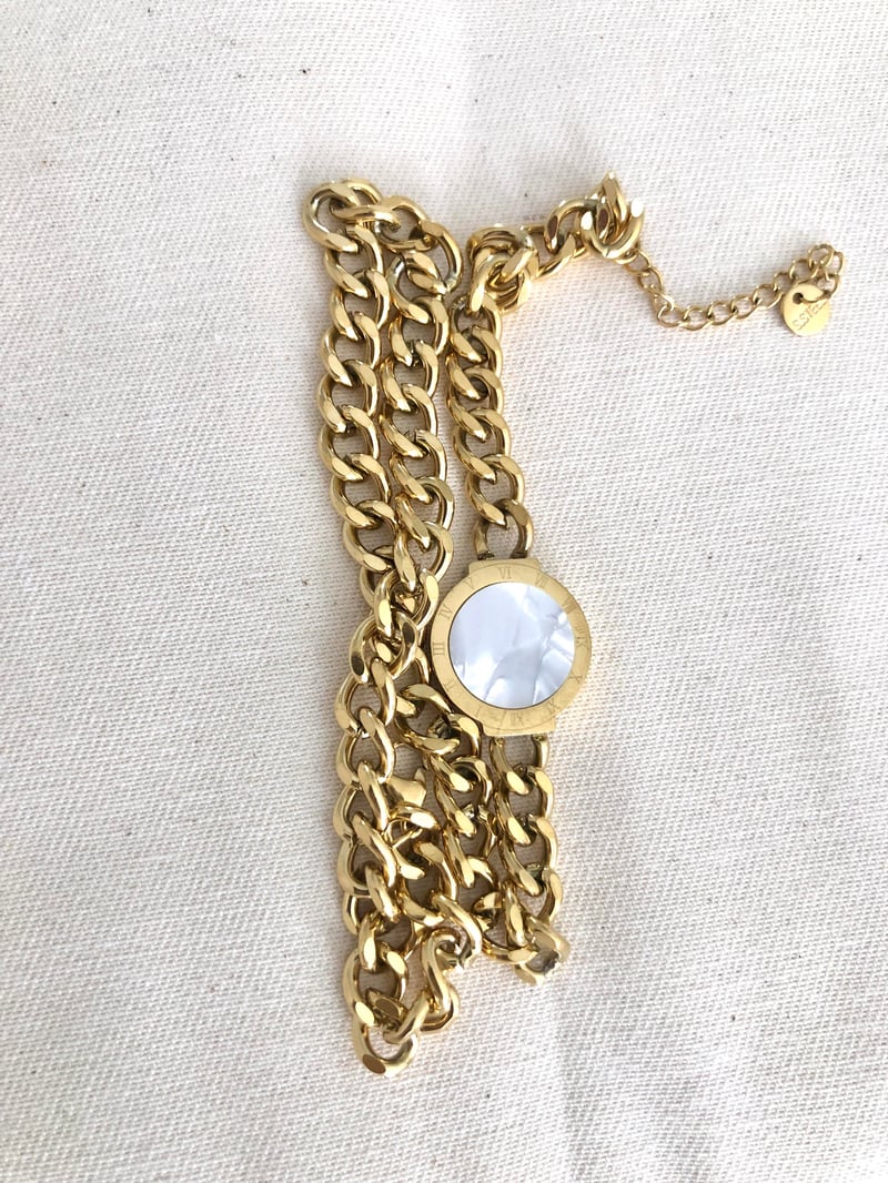 Çelik Gold Beyaz Taşlı Marka Model Kolye