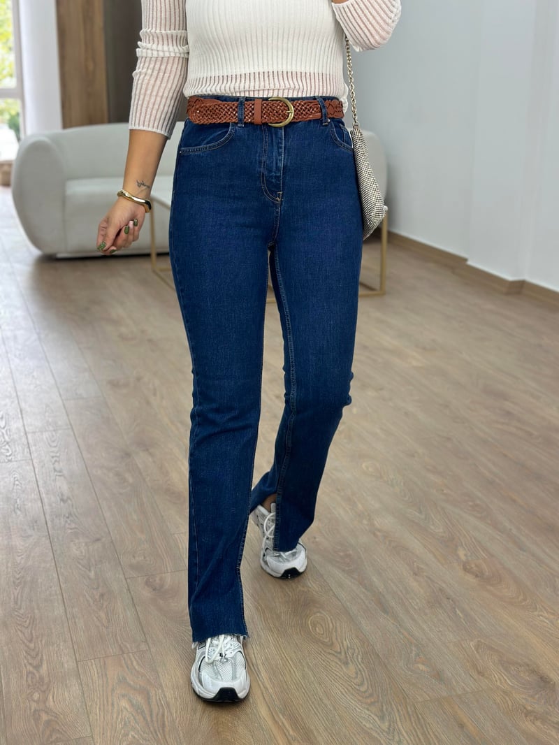Dilvin Paçası KesikStright Pantolon