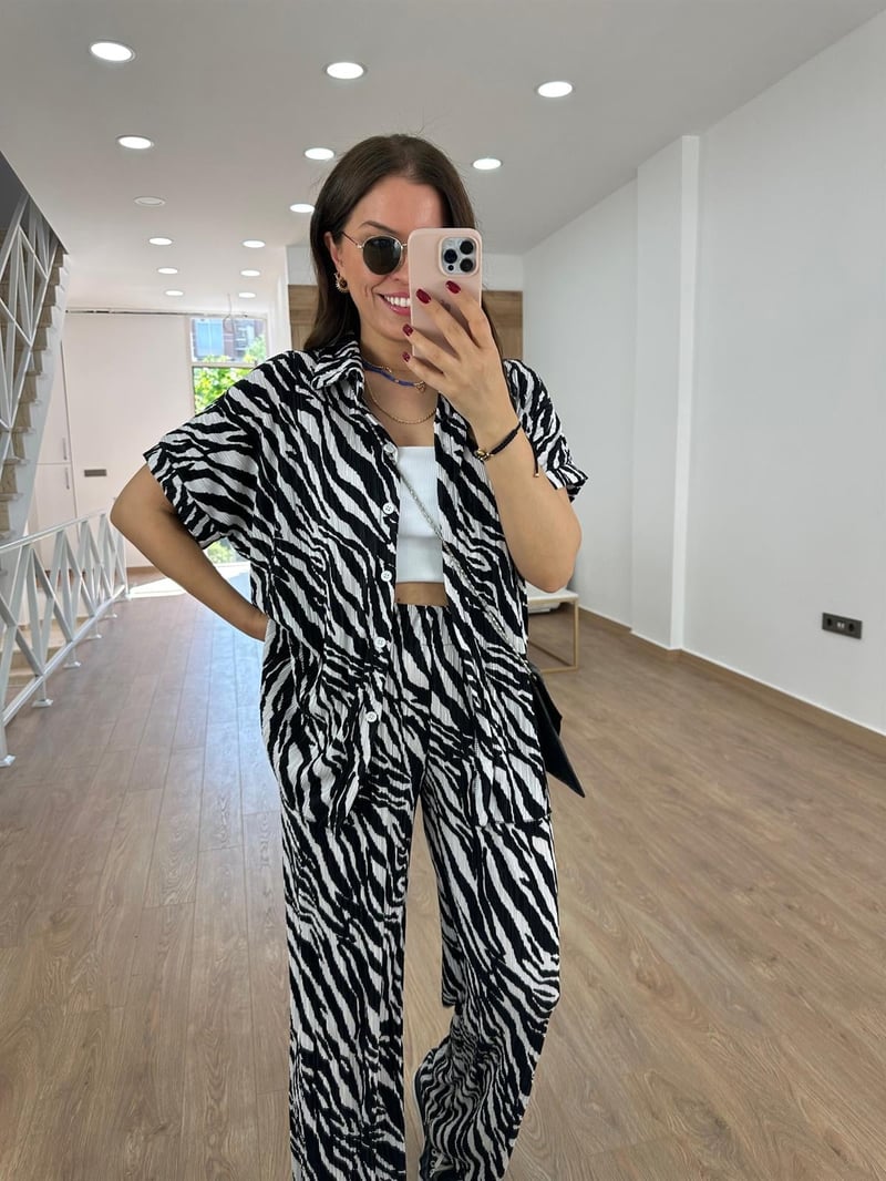 Gömlekli Piliseli Takım-Vizon