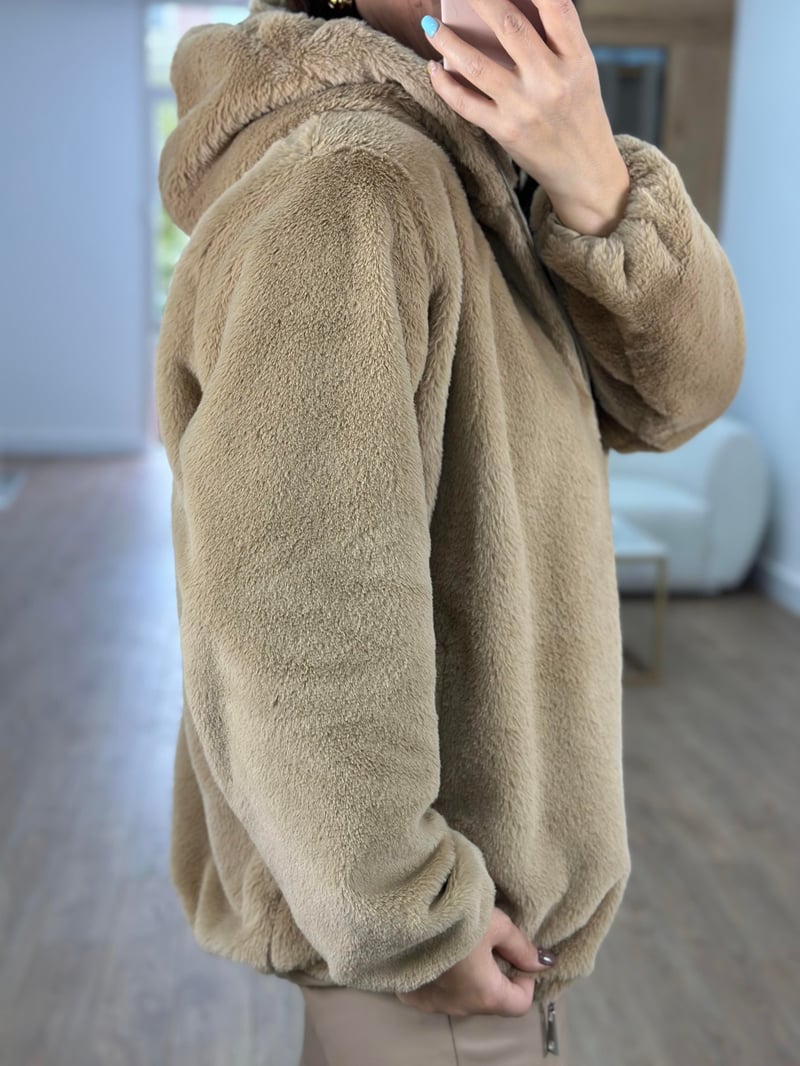 İçerisi Astarlı Kapüşonlu Kürk-Camel