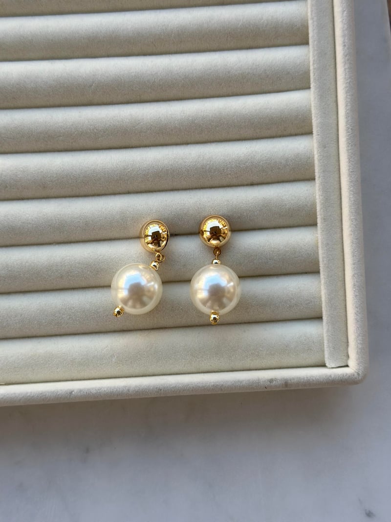 İncili Gold Tasarım Küpe 3cm