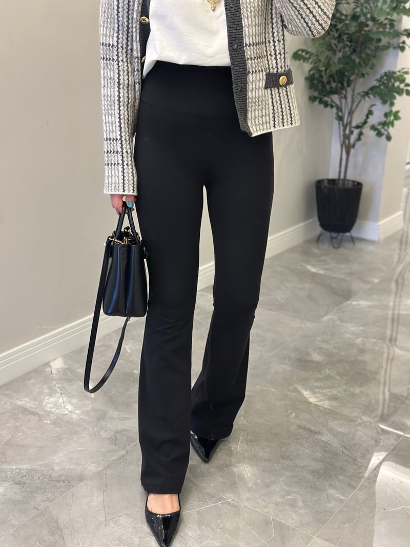 İspanyol Paça Toparlayıcı Tayt - Siyah