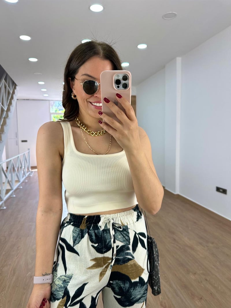 Kalın Askılı Fitilli Crop-Krem