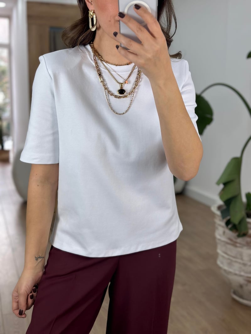 Kolları Vatkalı Basic Tshirt