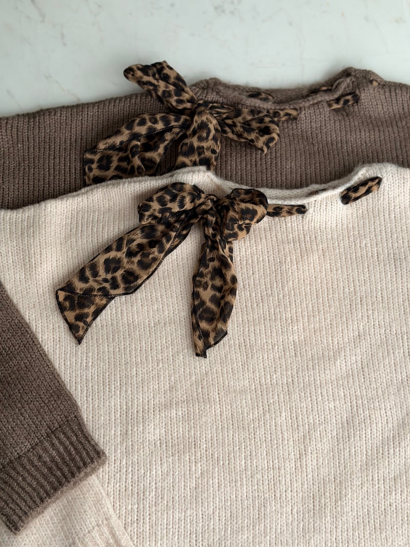 Leopar Fularlı Kazak - Krem