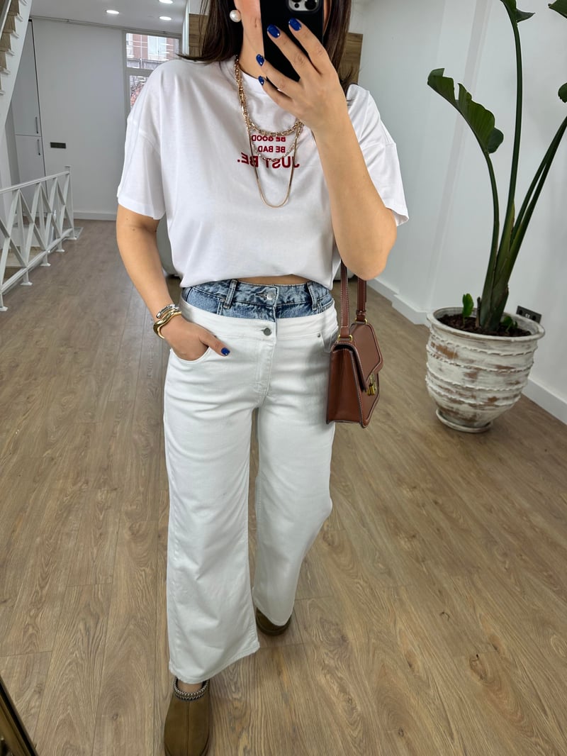 Marka Model Bel Detaylı Jean