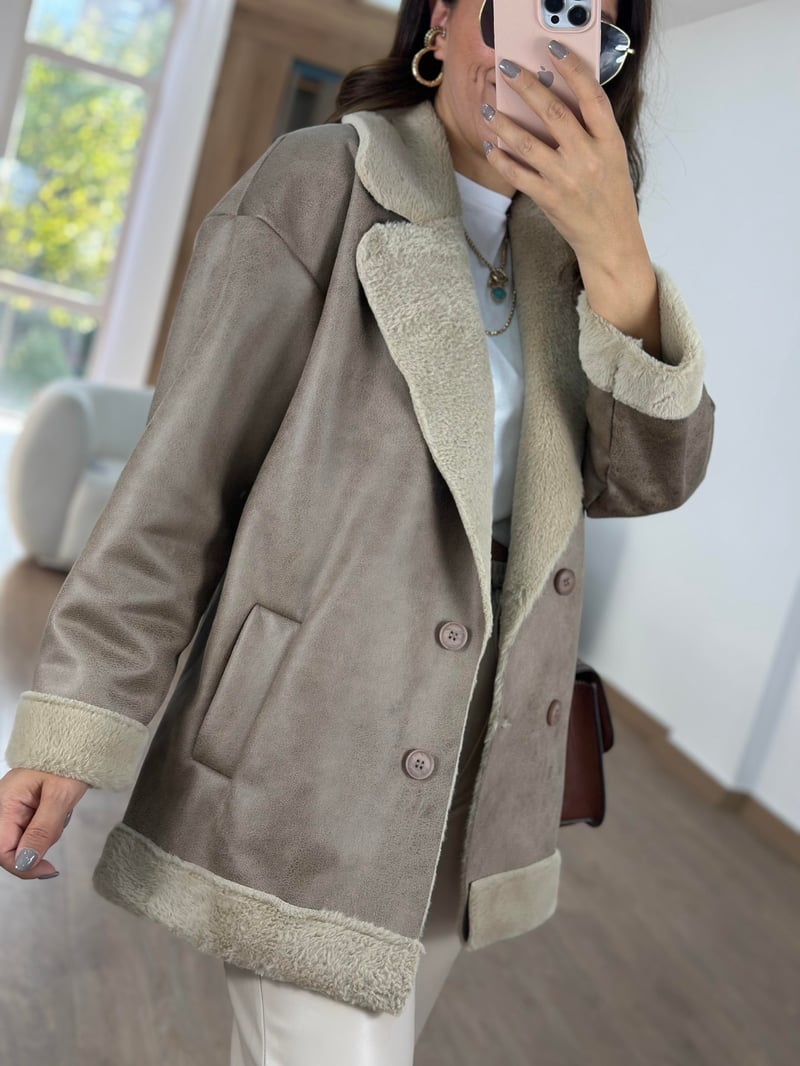 Marka Model İçi Kürklü Mont-Bej