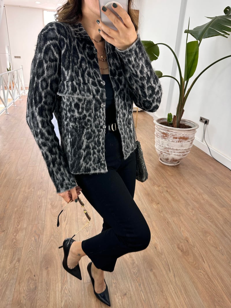 Marka Model Leopar Triko Ceket