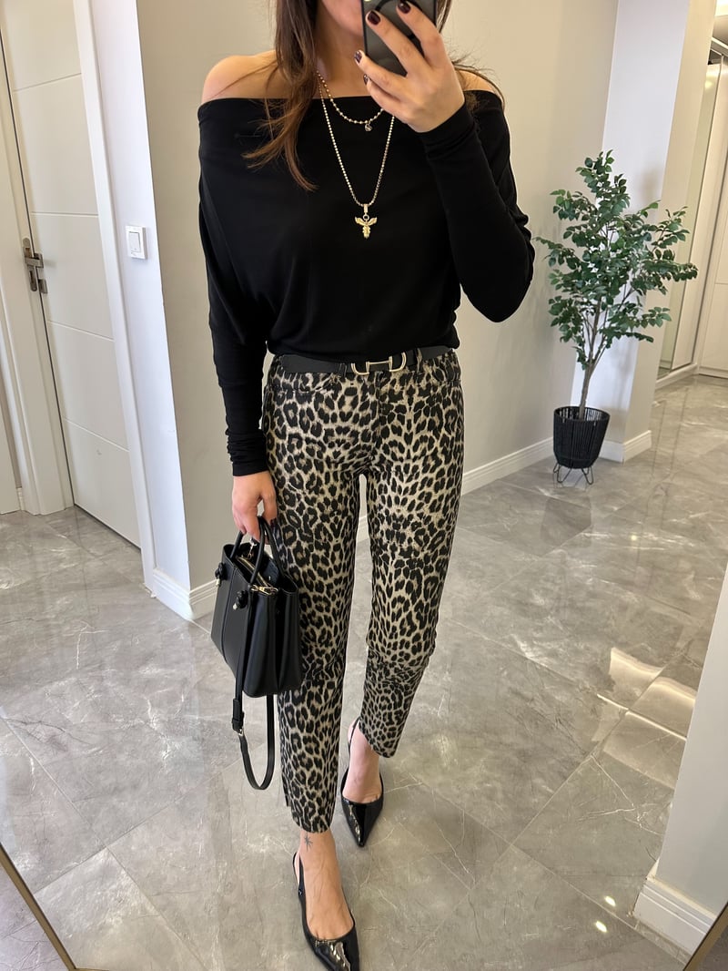 Orijinal Marka Kesik Paça Leopar Jean 