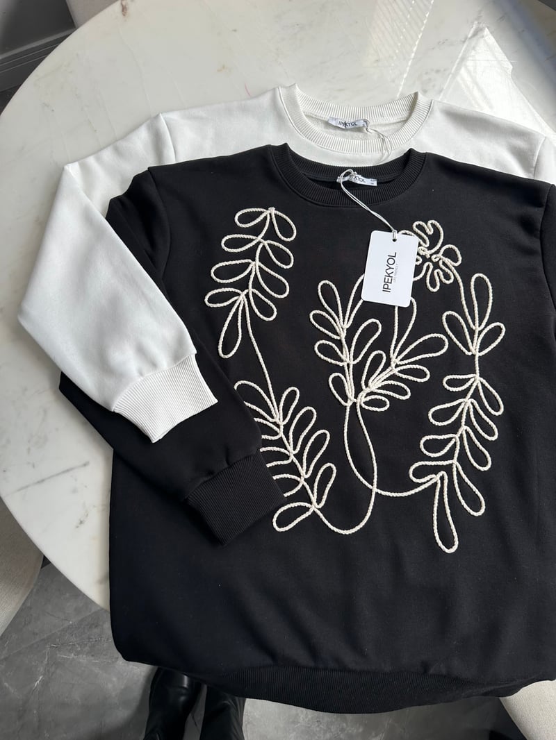 Orijinal Marka Nakışlı Sweatshirt - Ekru