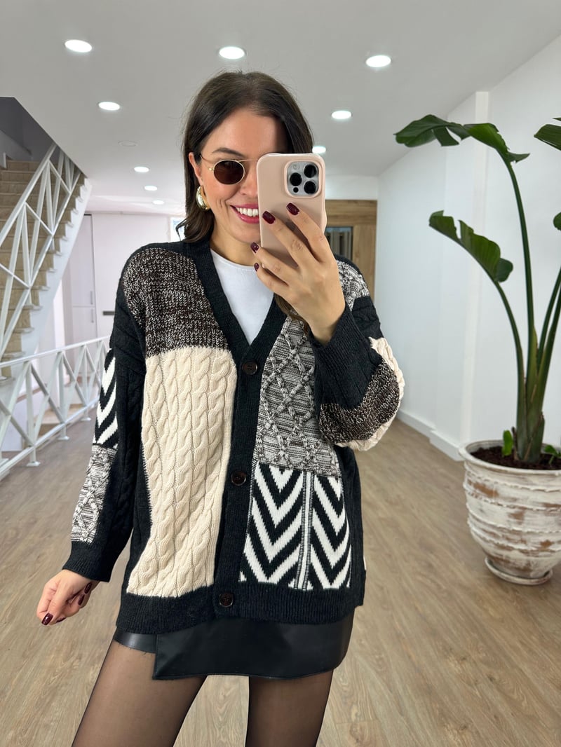 Patchwork Desenli Hırka