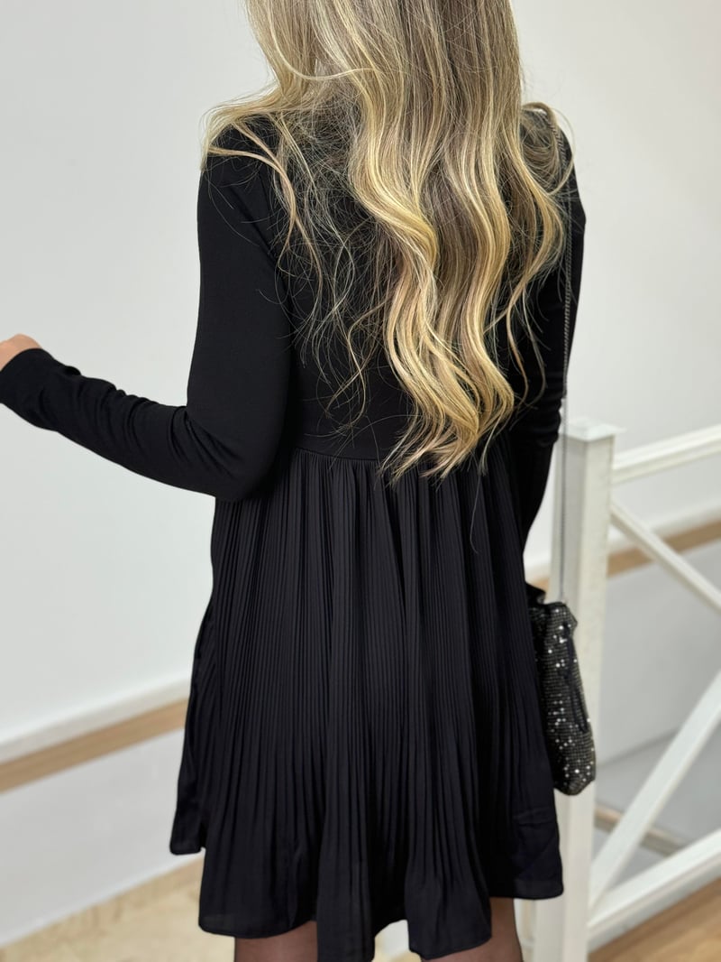 Piliseli Astarlı Elbise 