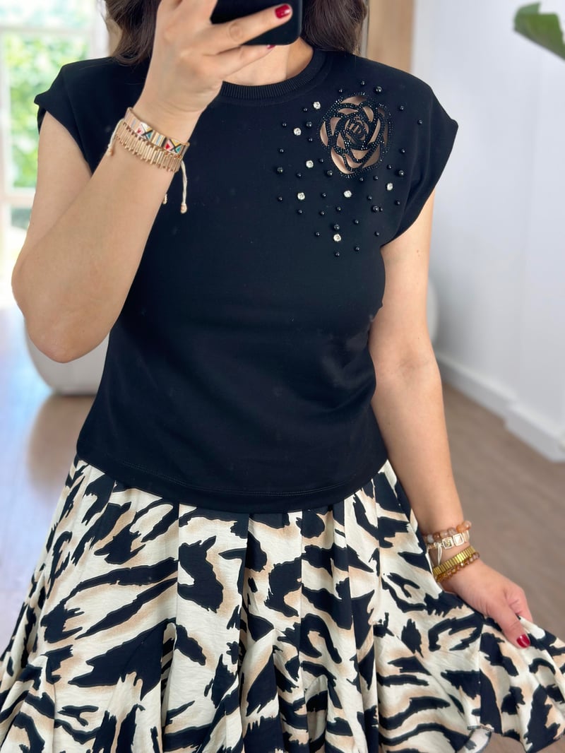 Taşlı Gül Detaylı Vatkalı Bluz