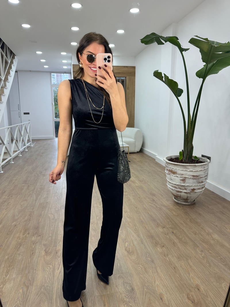 Tek Omuz Kadife Tulum