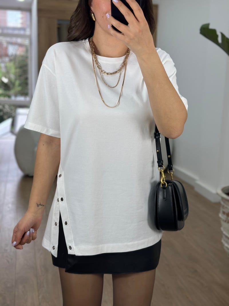Yandan Çıtçıtlı Basic Salaş Tshirt-Beyaz