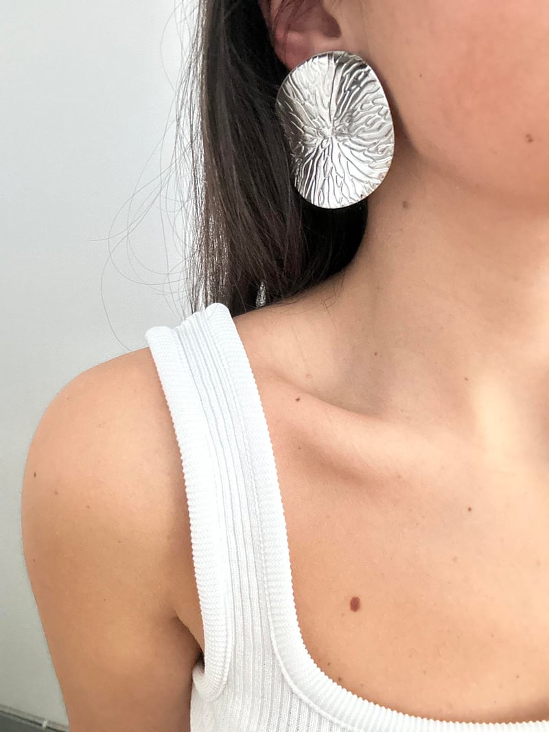 Yuvarlak İşlemeli Silver Küpe  5cm