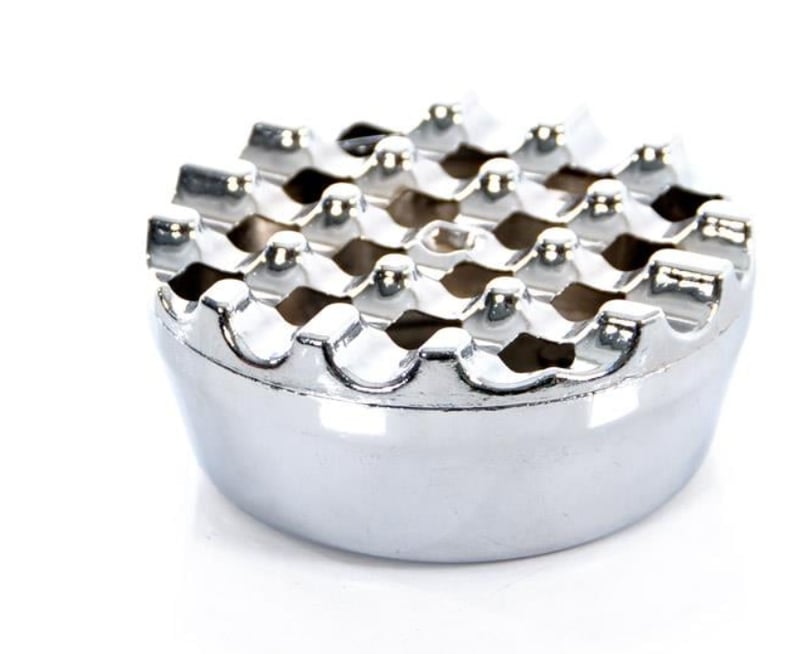 Boğaziçi Metal Döküm Küllük Yuvarlak Krom