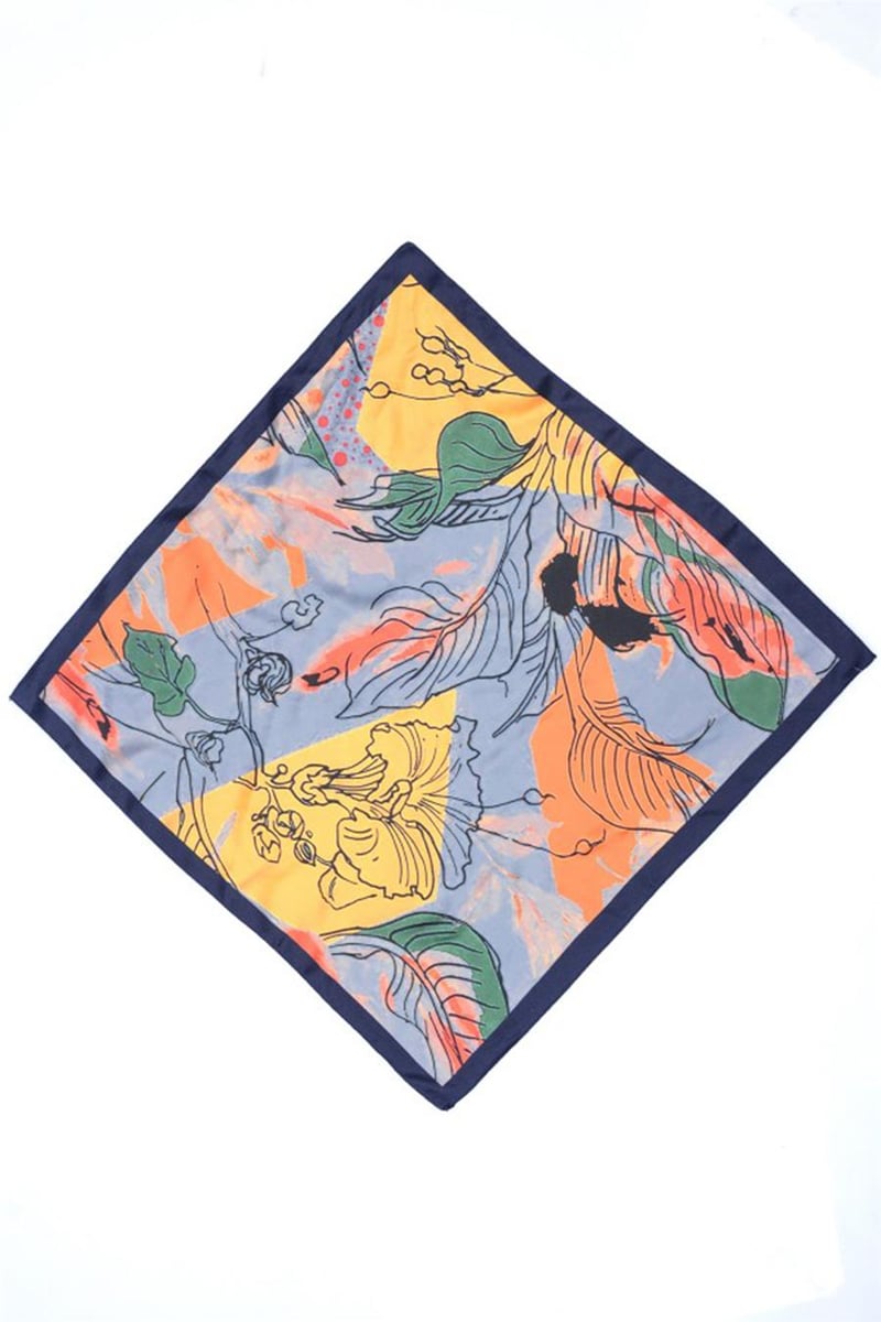 Çiçek Desenli Bandana Fular