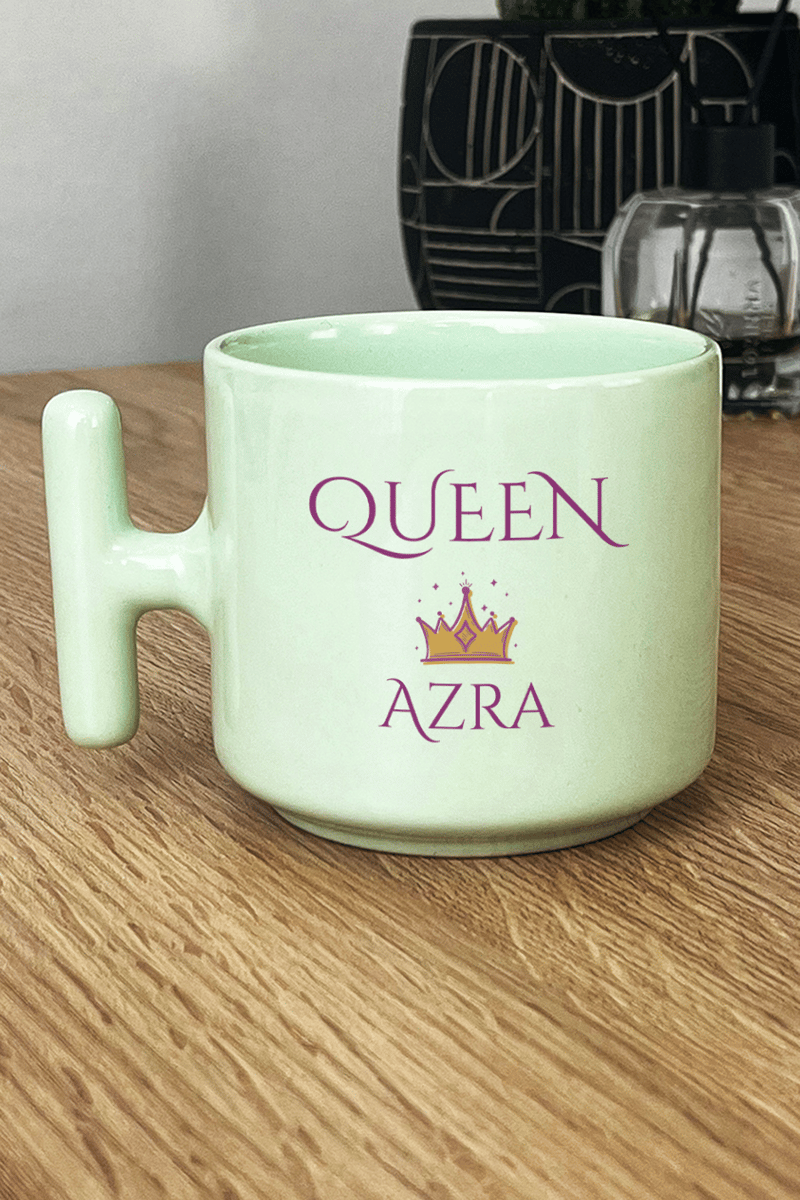 Queen Hediye Kutusu - Kişiye Özel T Pastel Kupa, Peluş Avokado, Fotoğraf 1 Adet