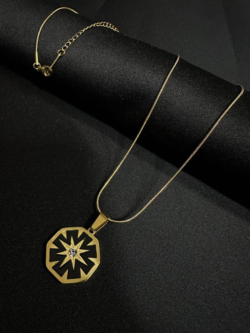 Paslanmaz Çelik Kolye