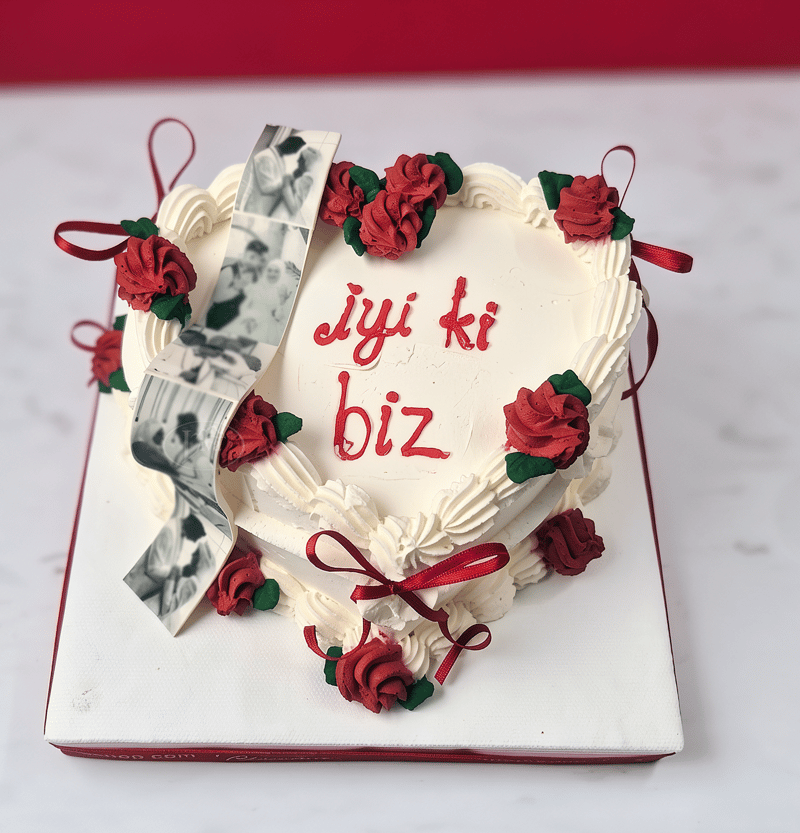 İyi Ki Biz Özel Pasta