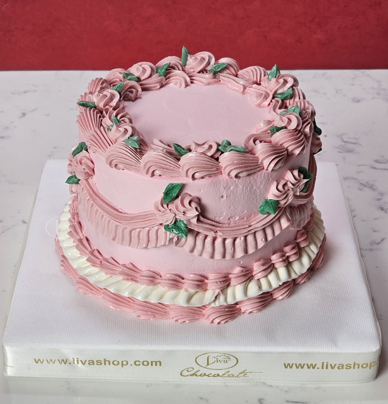 Pembe Dantel Buttercream Özel Pasta