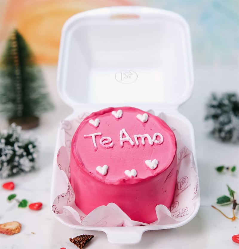 Pembe Te Amo Bento Yazılı Adet Pasta