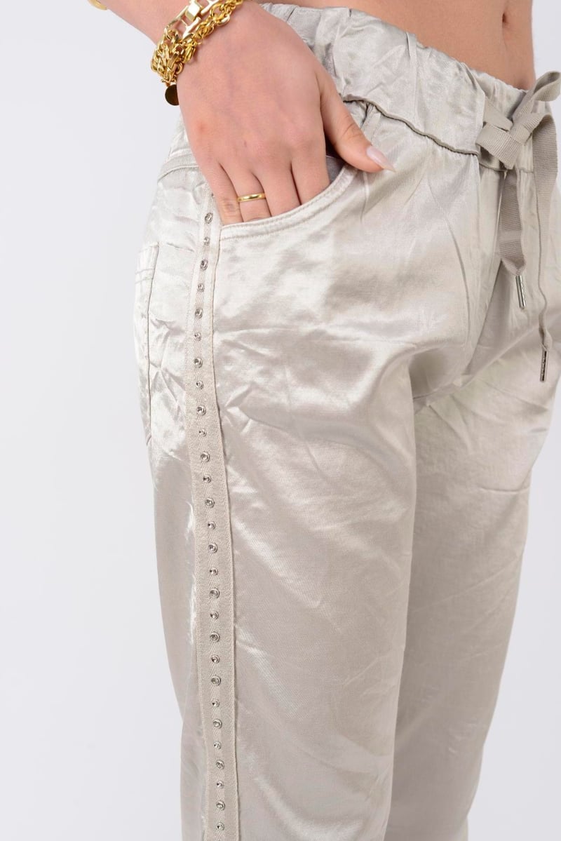 85589 ZIMBA DETAYLI PARLAK PANTOLON