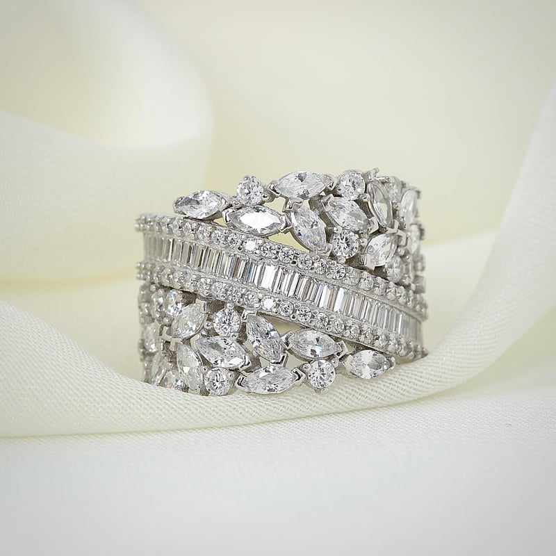 Effective Diamond Işıltı Bestesi Gümüş Yüzük