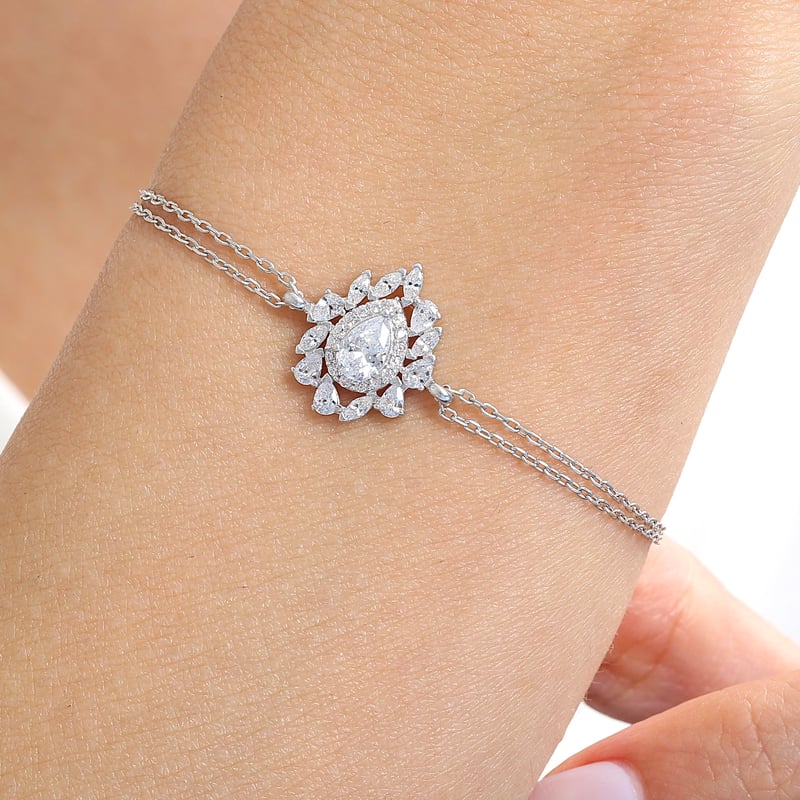 Effective Diamond İstanbul İhtişamı Işıltılı Gümüş Bileklik