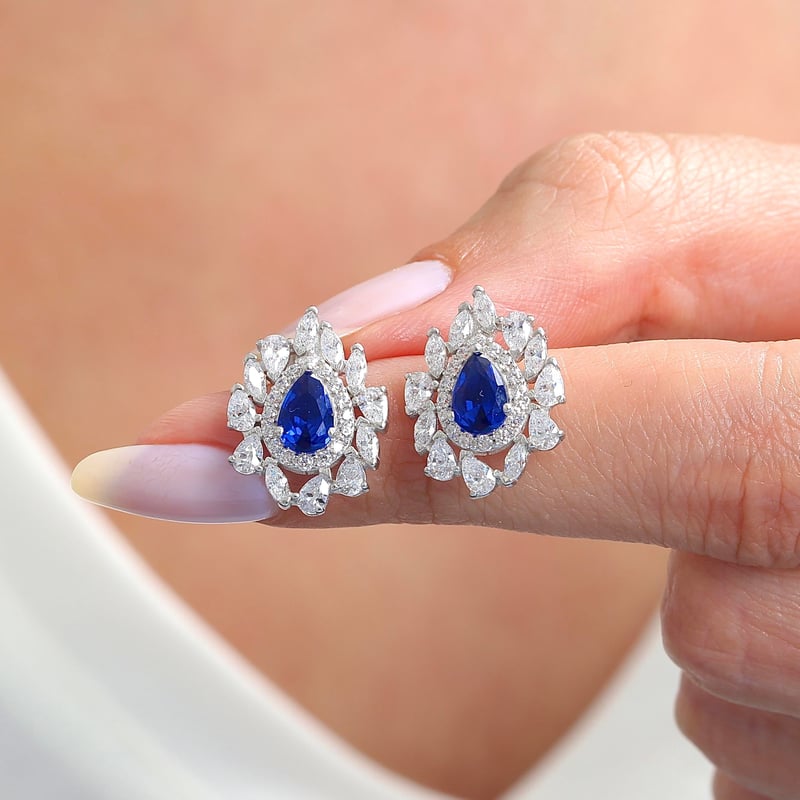 Effective Diamond İstanbul İhtişamı Sentetik Safir Taşlı Gümüş Küpe