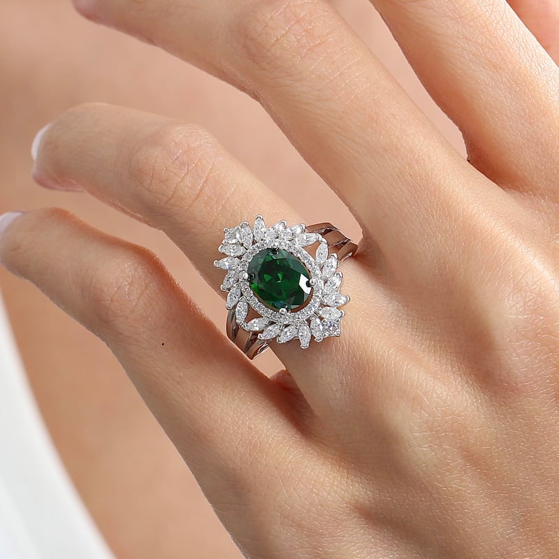 Effective Diamond Venedik Dansı Sentetik Zümrüt Taşlı Gümüş Yüzük