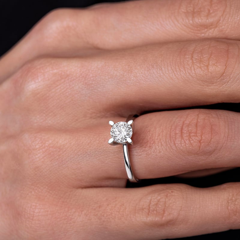 0.80 Karat Mozanit Markiz Masalı Tektaş Gümüş Yüzük