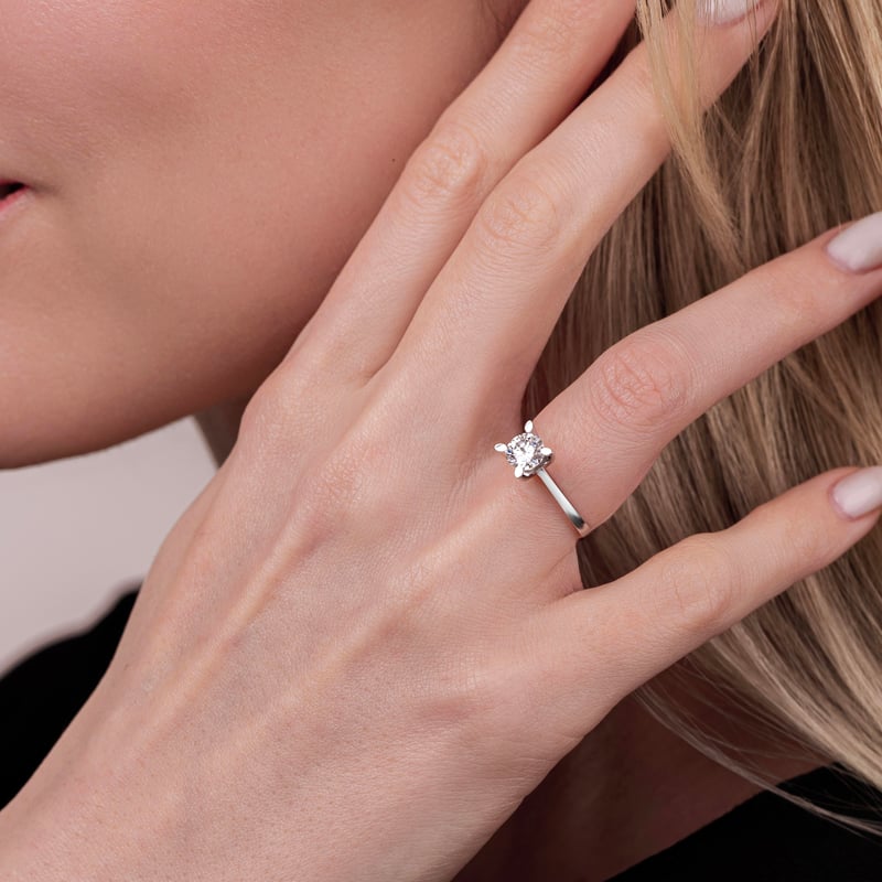 0.80 Karat Mozanit Markiz Masalı Tektaş Gümüş Yüzük