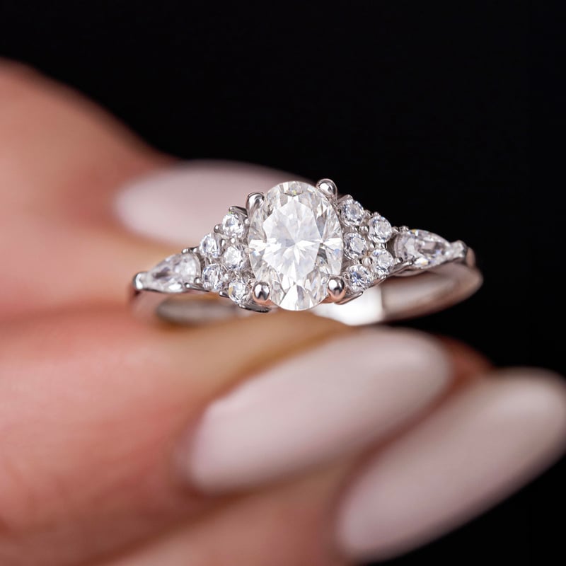 1.00 Karat Mozanit Işıltı Masalı Tektaş Gümüş Yüzük