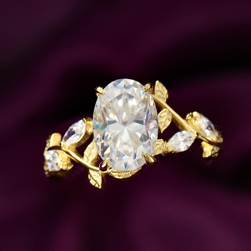 2.50 Karat Mozanit Aşk Sarmaşığı Gold Renk Tektaş Gümüş Yüzük