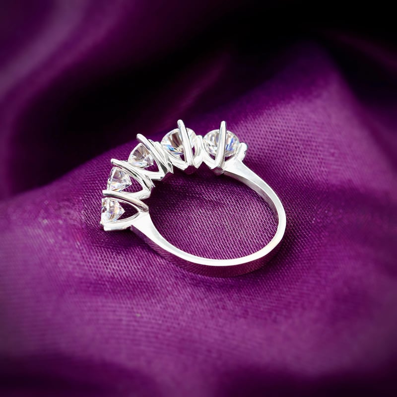 2.50 Karat Mozanit Markiz Masalı Beştaş Gümüş Yüzük