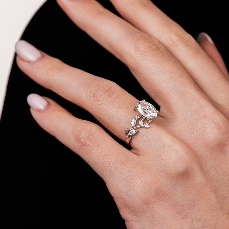 2.50 Karat Mozanit Aşk Sarmaşığı Tektaş Gümüş Yüzük