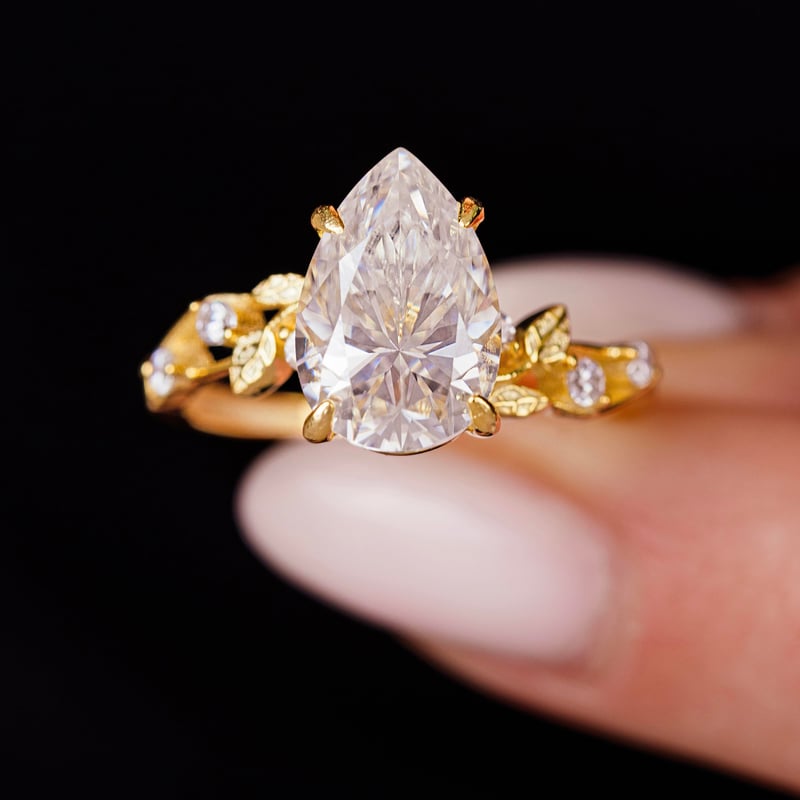 2.00 Karat Mozanit Bahar Damlası Gold Renk Tektaş Gümüş Yüzük