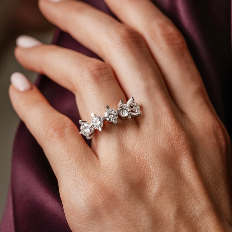 2.50 Karat Mozanit Markiz Masalı Beştaş Gümüş Yüzük