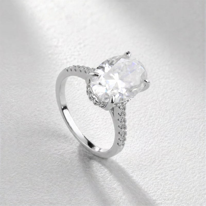 6.00 Karat Mozanit Oval Kesim Ay Işığı Tektaş Gümüş Yüzük